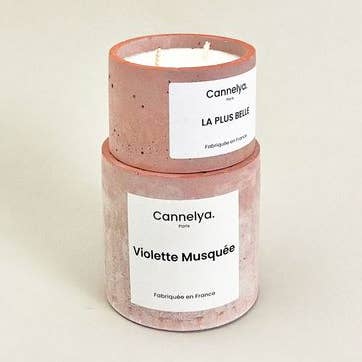 Musk violet scented candle for wholesale by Cannelya Paris