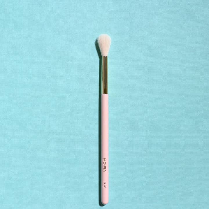 Moira Cosmetics - Wholesale Make-upkwast voor wang/gezicht - 102-grote ronde blenderborstel3