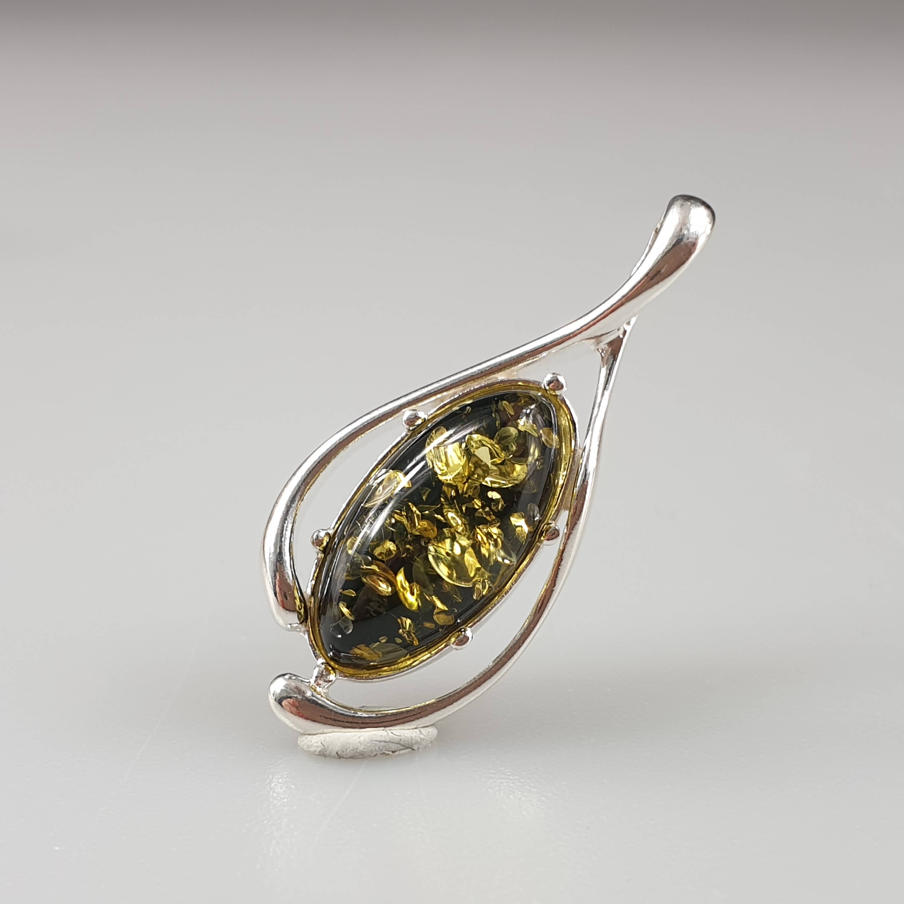 AmberLithuania - Wholesale Pendant/Charm Necklace - Sterling silver 925 necklace. Healing Gemstone pendant2