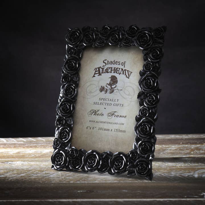 Pacific Trading - Wholesale Picture Frame - 14511 Black Roses Photo Picture Frame 6" x 4" C/24
