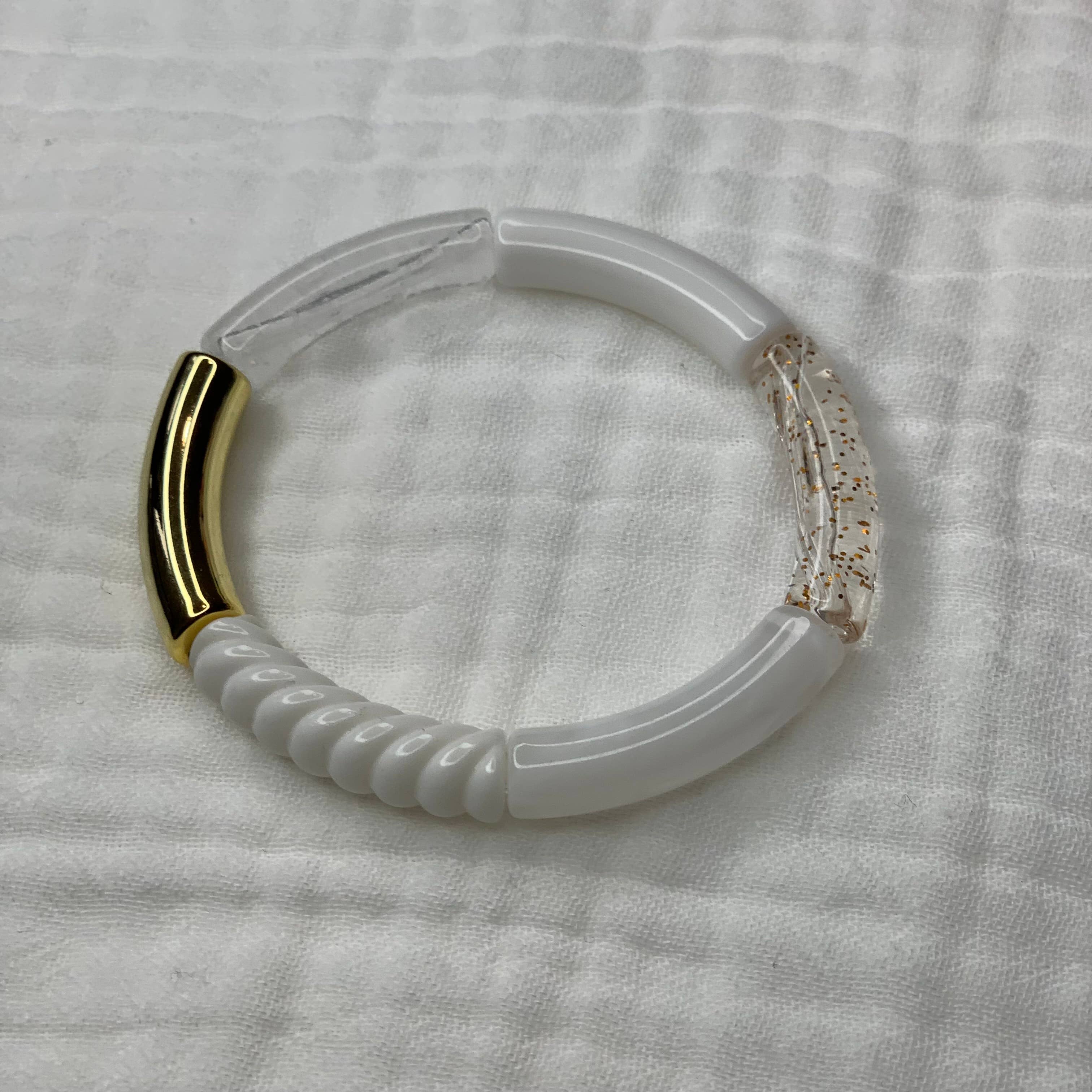 Manacreations – wholesale Pärlarmband – Elastiska bangles i vita toner5