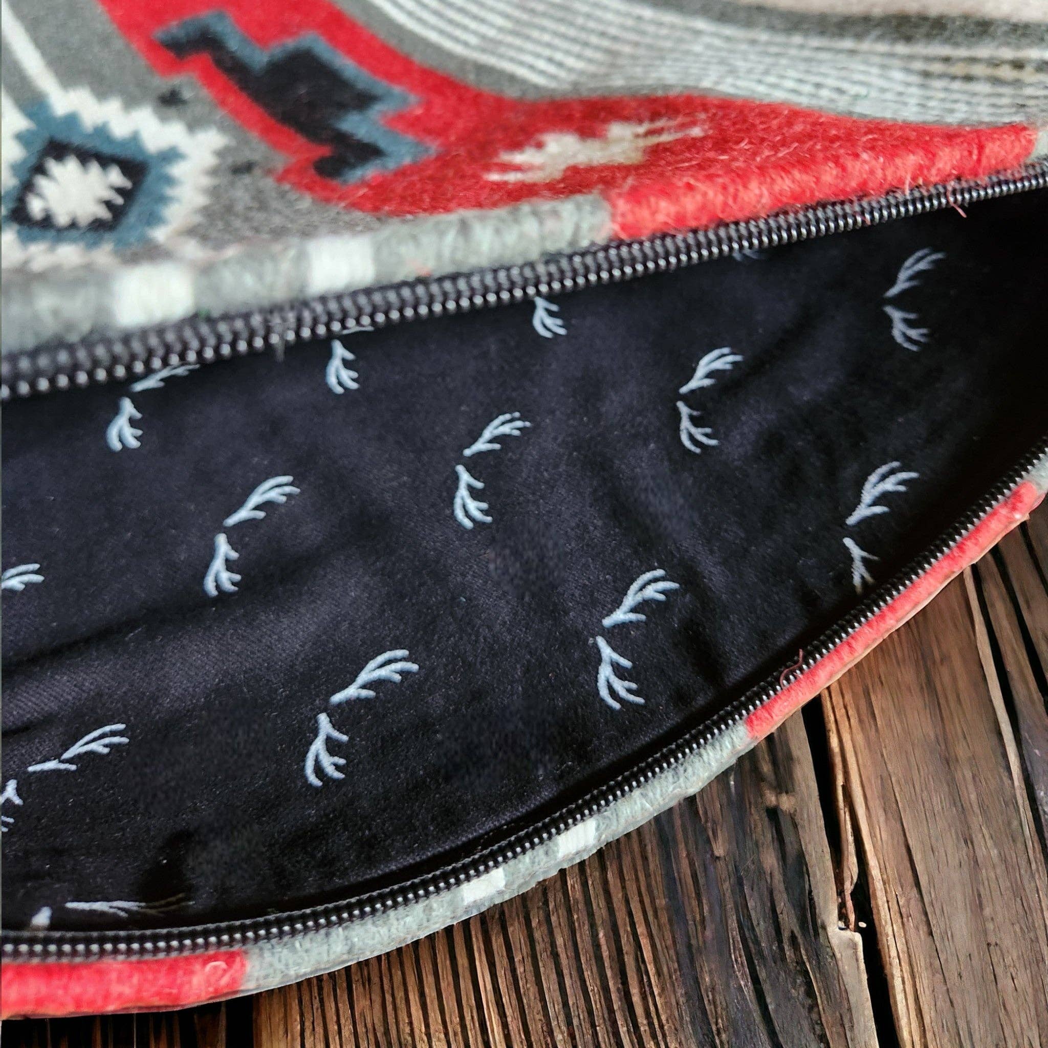 Ranch Junkie - Wholesale Throw Pillow Cover - 20 X 20 Handwoven Wool Southwestern Pillows - Western Pillow Covers2