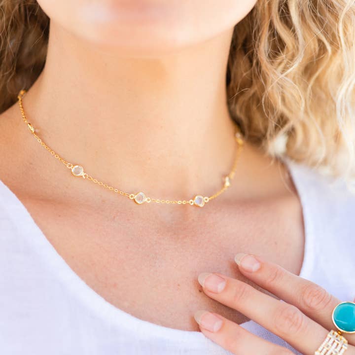 Splendid Iris - Wholesale Link & Chain Necklace - Framed Crystal Accented Collar Necklace2