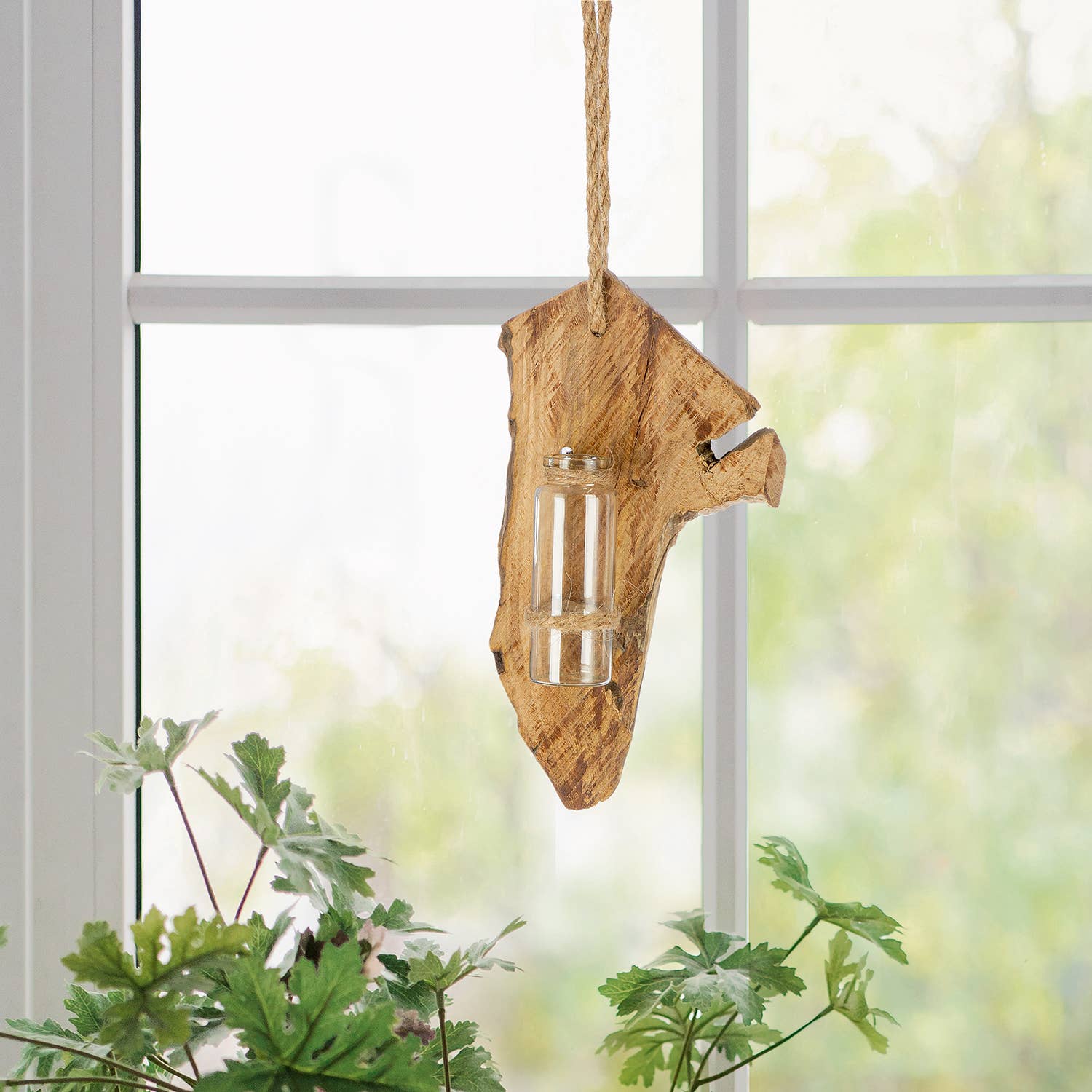 naturlige farver Fuste vedhæng i naturfarvet træ, højde 30 cm, pakke med 12 for engroshandel på Faire1