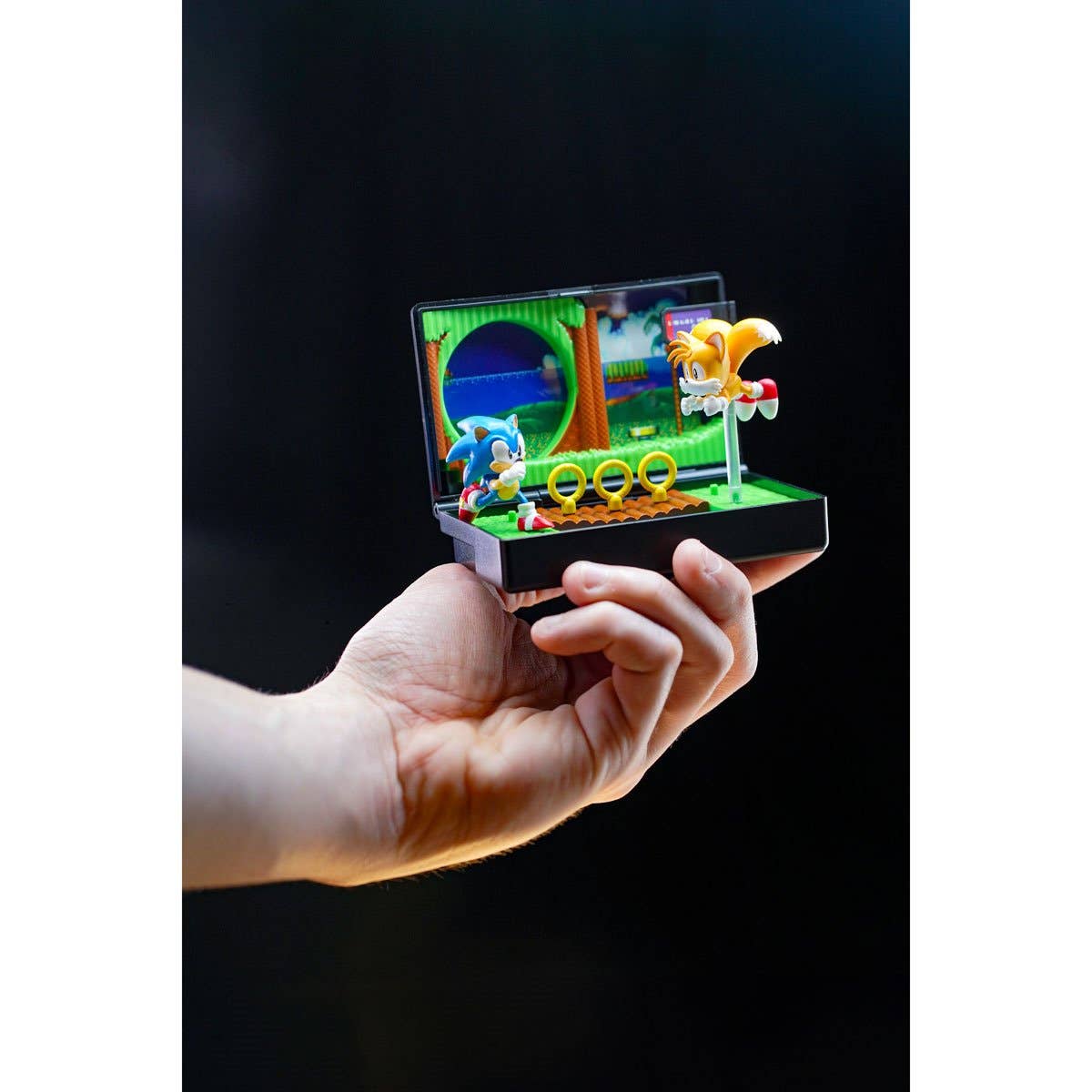 Entertainment Earth - Wholesale Toy Set - Kids - Console Heroes Sega Sonic 2 Cartridge Diorama Playset9