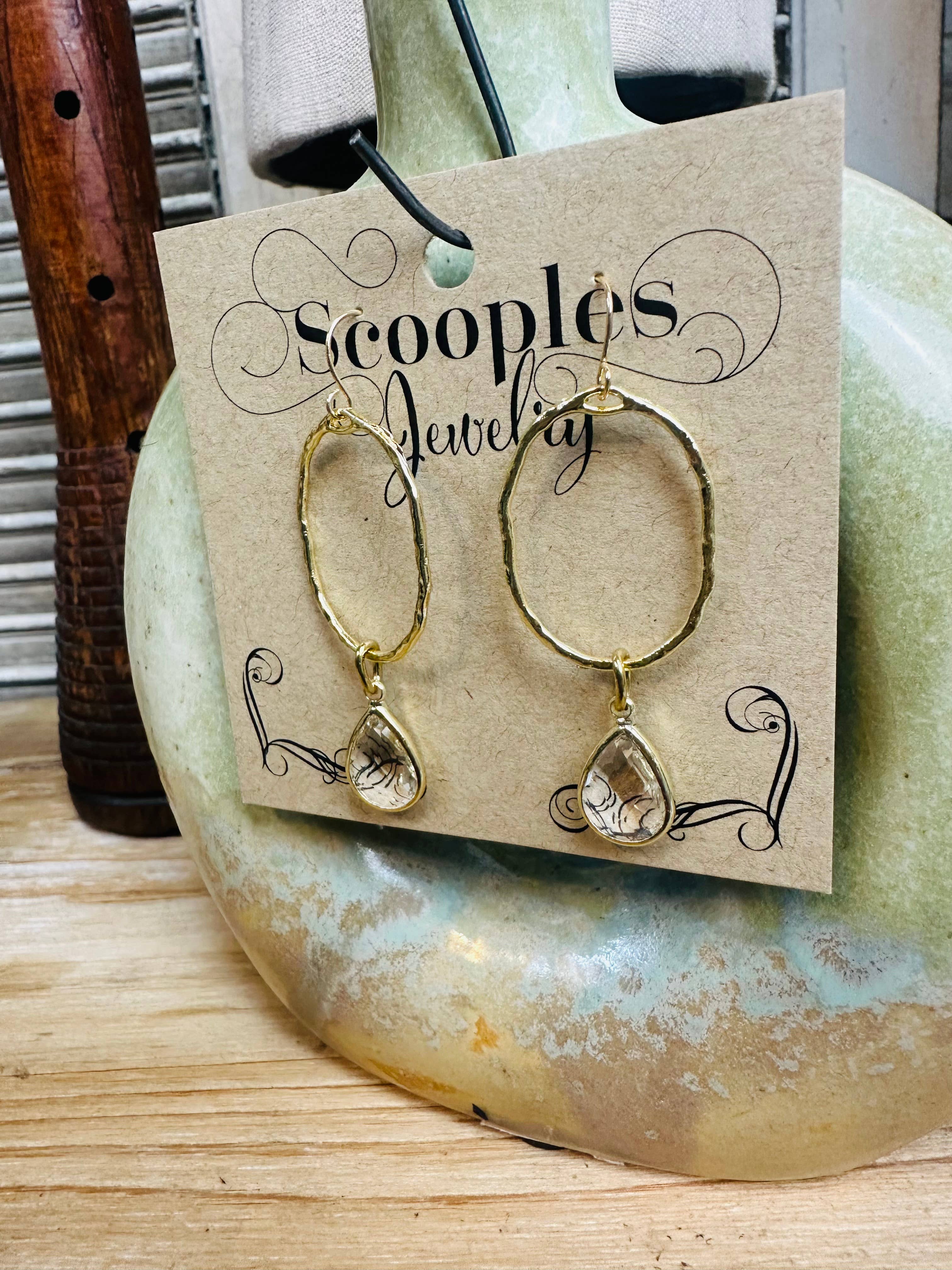 Scooples Jewelry - Venta al por mayor Pendientes de aro - Aro de Cristal Dorado - Oreja3