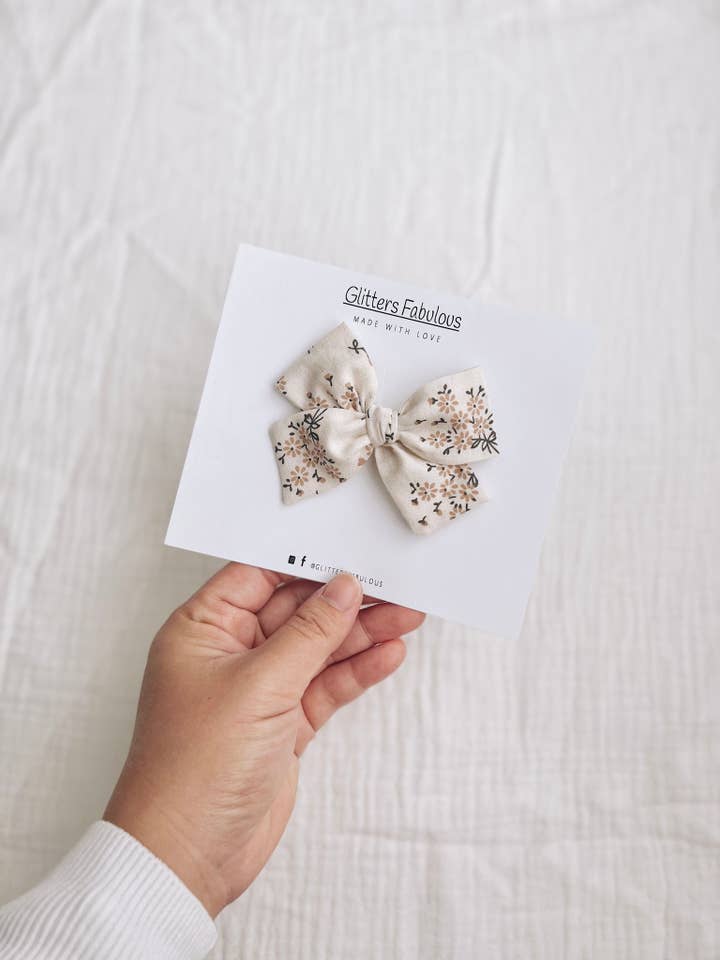 mini pinwheel bow for wholesale by glitters fabulous