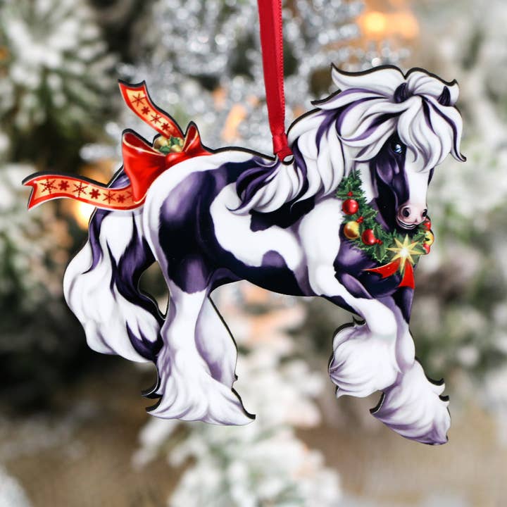 Ornement de Noël Gypsy Vanner Horse - Tobiano Gypsy Horse avec étoile pour la vente par Classy Equine
