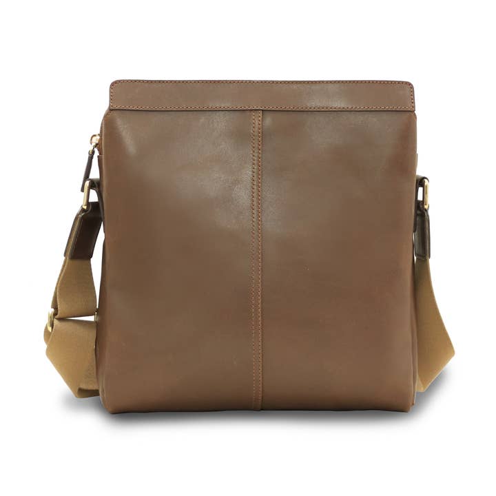 Sac à bandoulière Zagg Street pour la vente par Cincinati Leather Boutique