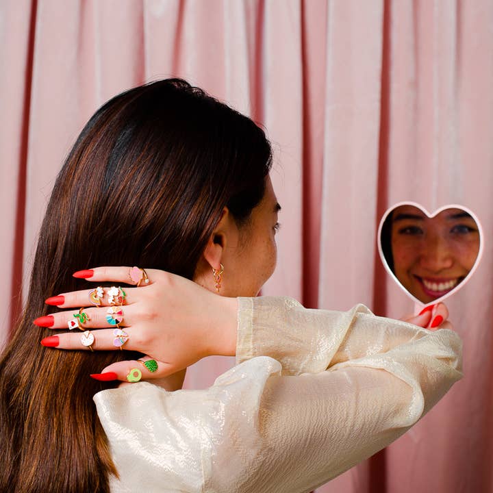 Yellow Owl Workshop - Vendita all'ingrosso Anelli cocktail/statement - Anello regolabile Maneater Shark - Gioielli dorati in oro 18 carati3