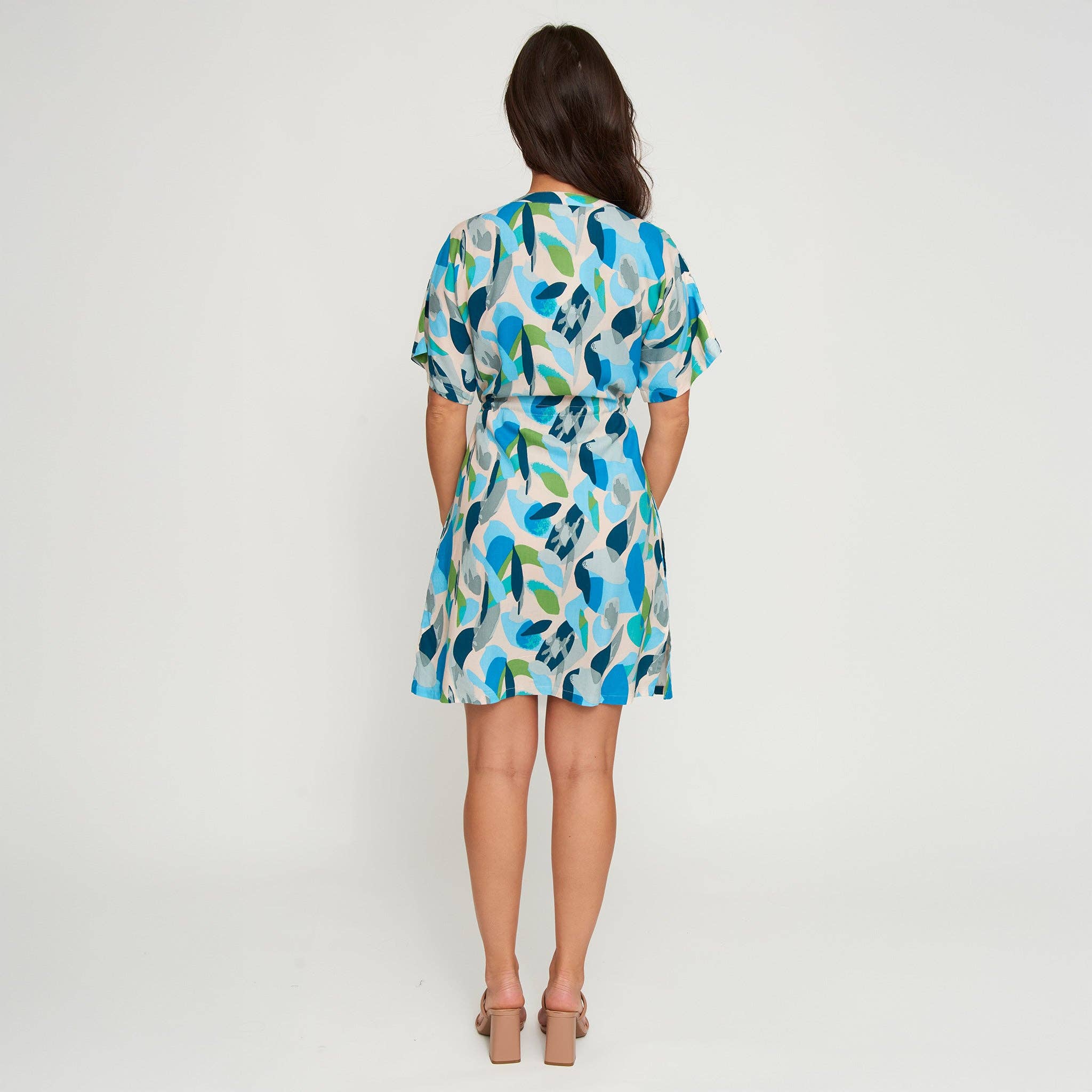 Elsie & Zoey - Wholesale Dress - Women's - Shirt Dress Ayla Short Sleeve V-Neck Tie Waist with Pockets22