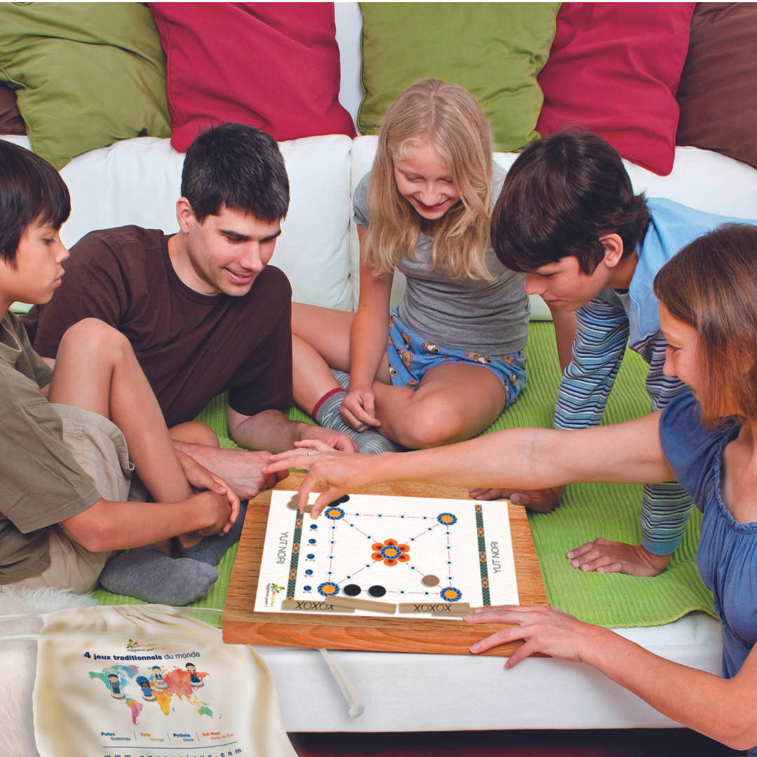 EnVoyaJeux - Wholesale Board Game - Pochon 4 traditional games of the world6