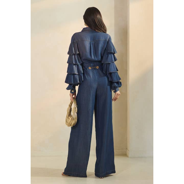 DENIM COMBINAISON À MANCHES VOLANTÉES SUPERPOSÉES AVEC DÉTAIL DE CEINTURE À ŒILLETS en vente sur Faire5