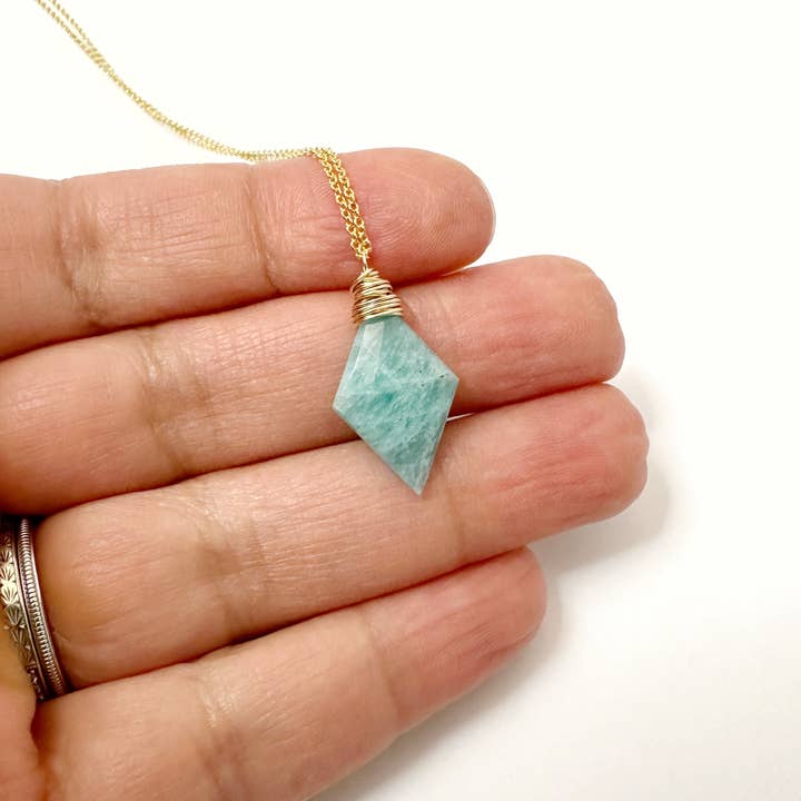 Simple Necklace - Amazonite - Rhombus - Gold for wholesale by Mrs. Robinson's Affair
