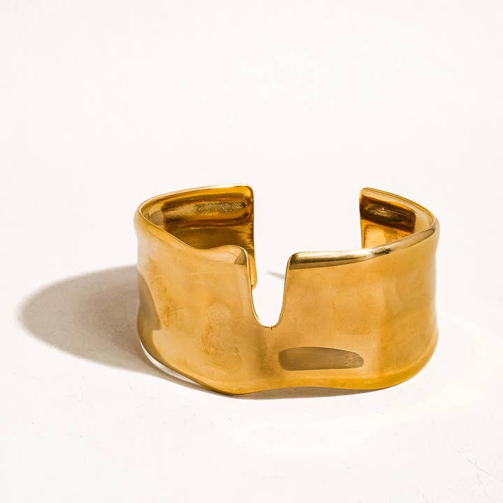 Clyde 18K Gold Non-Tarnish Abstract Bold Bangle for wholesale on Faire
