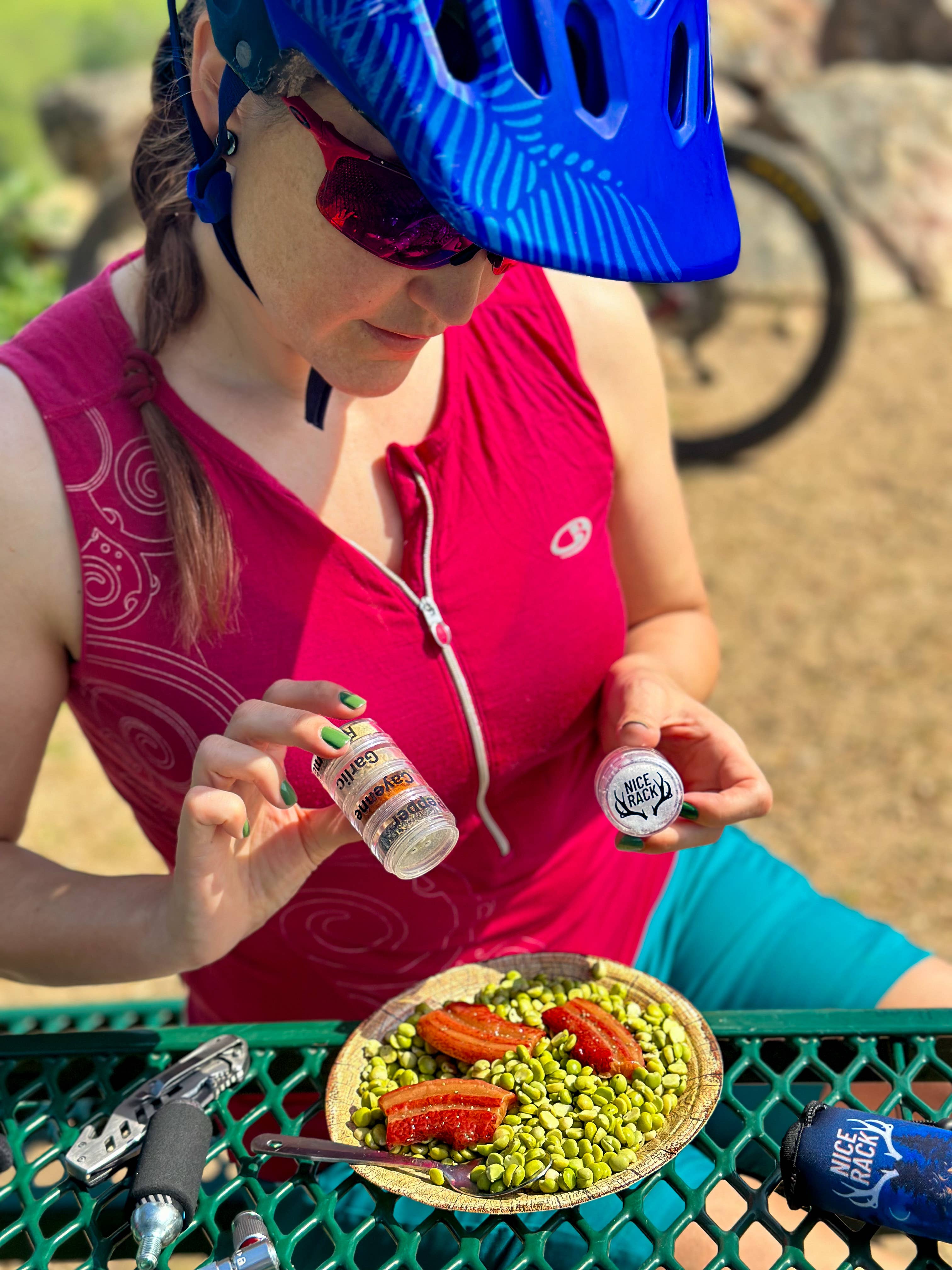 WILD ATOMS - Wholesale Dried Spice Mix - NICE RACK Mini Camp Spice Gift Set Spice Container Reusable6