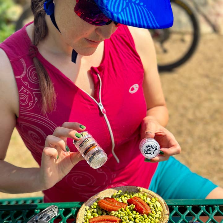 WILD ATOMS - Wholesale Dried Spice Mix - NICE RACK Mini Camp Spice Gift Set Spice Container Reusable6