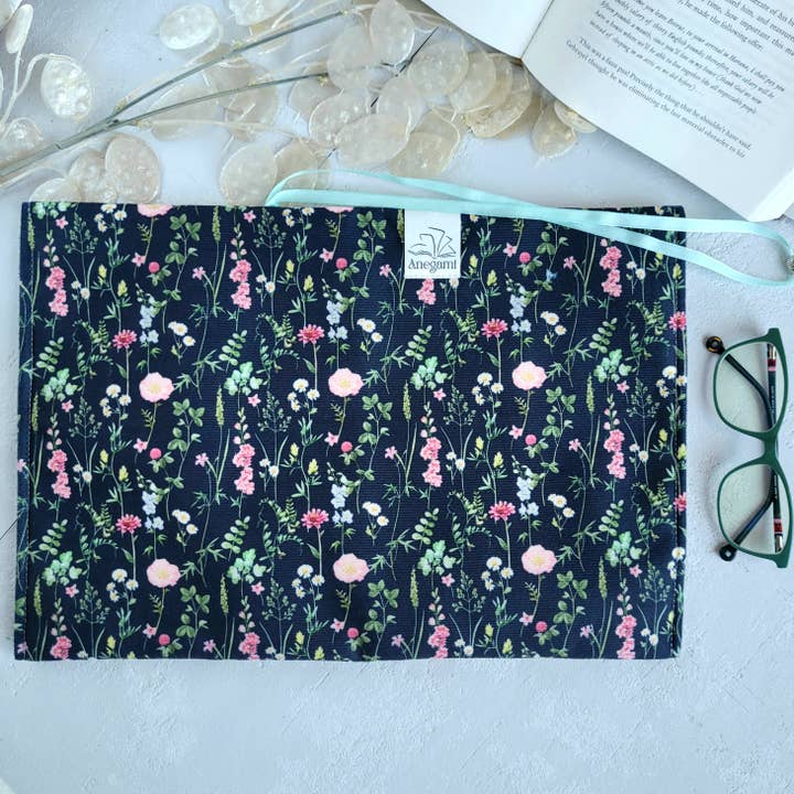 Anegami Bookish Boutique - Wholesale Book Cover - Wild Flower Book Cover2