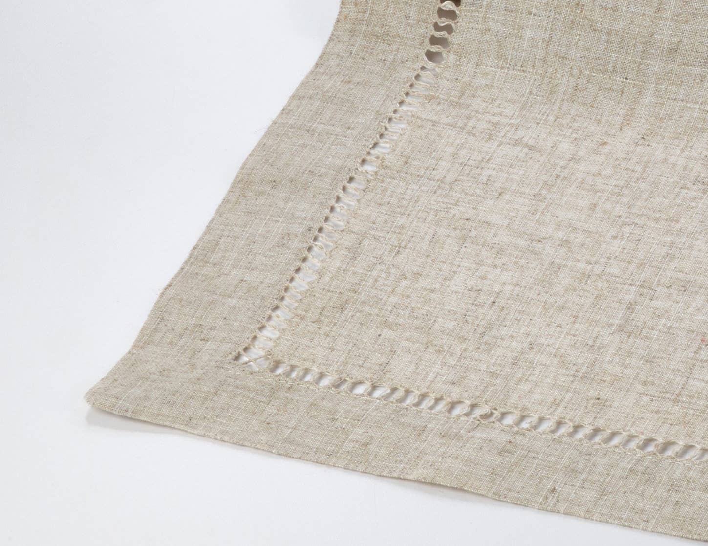 Fennco Styles - Wholesale Placemat - Hemstitch Linen Blend 14"x20" Placemat1