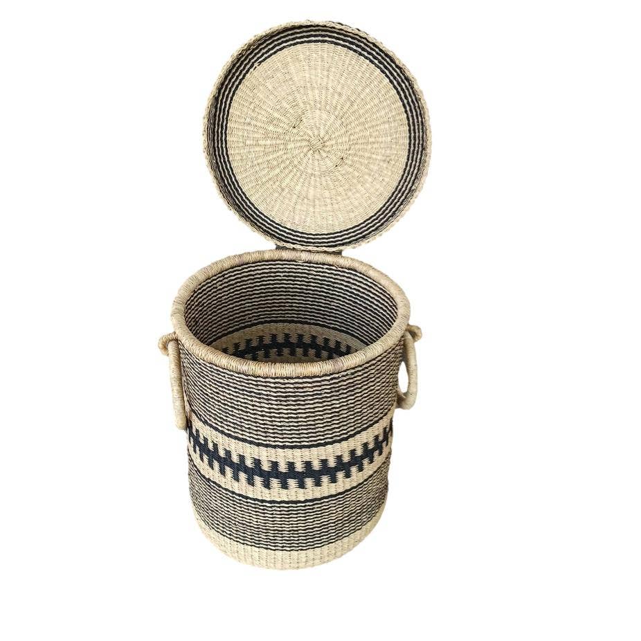 African Heritage LLC – wholesale Tvättkorg – Handgjord afrikansk tvättkorg med lock1