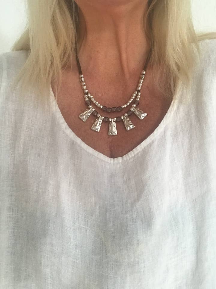 collier en cuir à double rangée fait main pour la vente par myDemimore