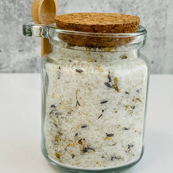 KustumKandy - Wholesale Bath Salts - Unlabeled 8oz Bath Salt Jars with Wooden Spoon