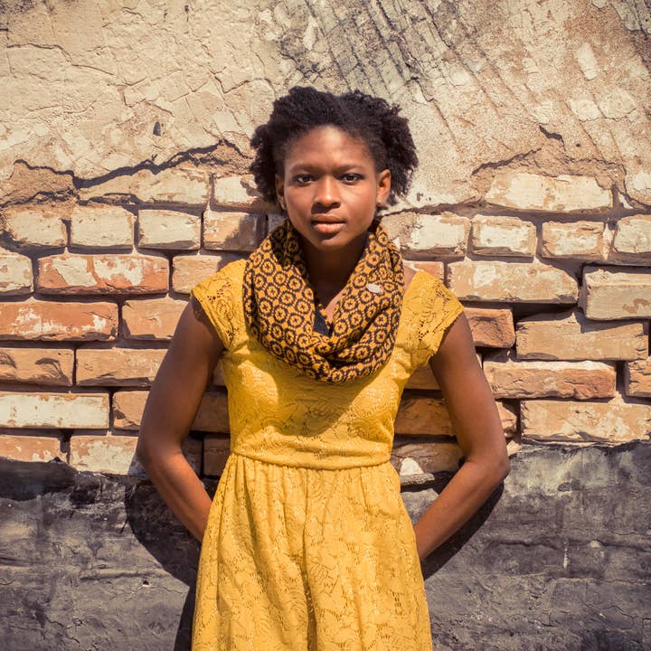 Eres Handknit Double-Sided Infinity Alpaca Scarf for wholesale by Emilime