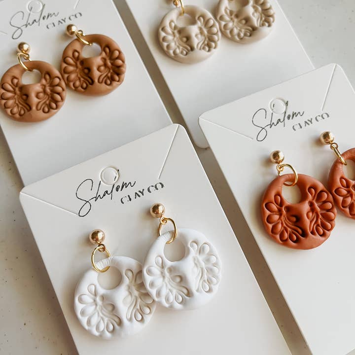 Shalom Clay Company - Vente Boucles d'oreilles pendantes - Boucles d'oreilles Tilly | Boucles d'oreilles faites à la main pour femmes 1