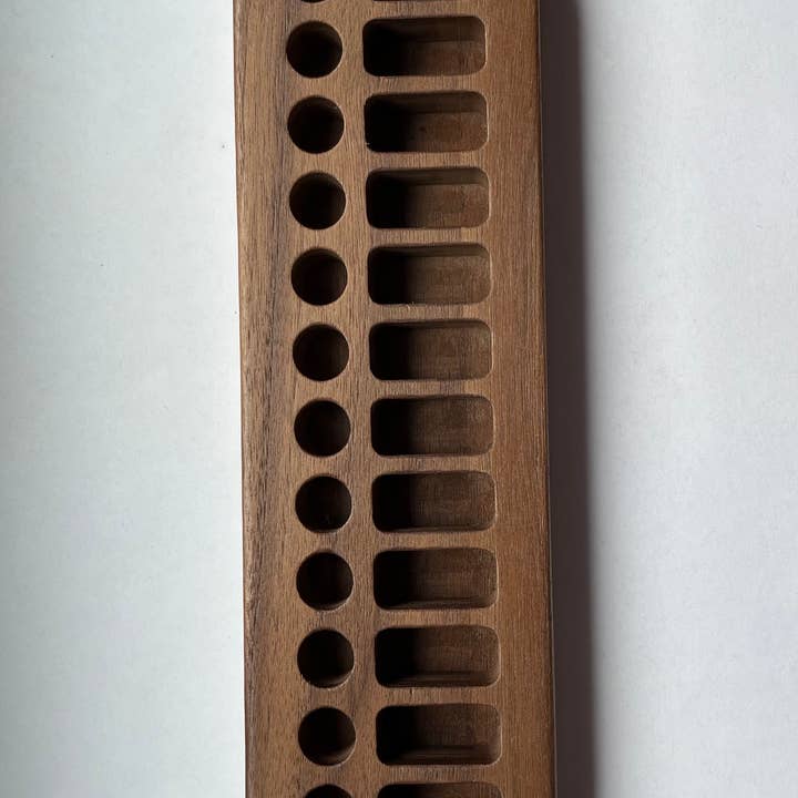 Filana Organic Beeswax Crayons - Wholesale Crayons - Kids & Baby - Wooden Crayon Holder 12 Stick /12 Block