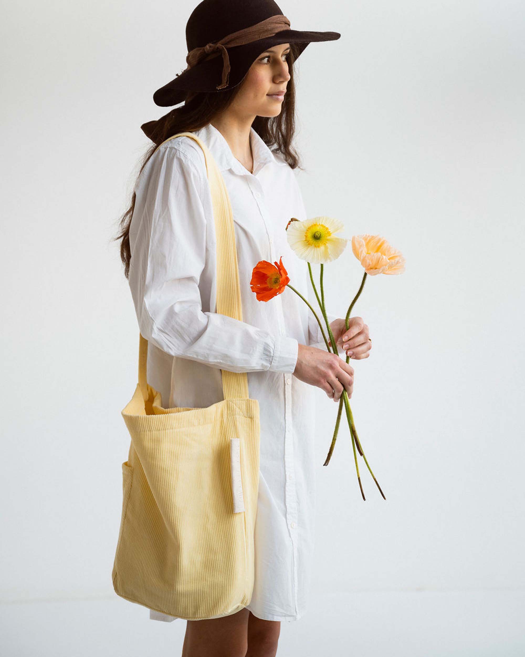 Tintok - Vendita all'ingrosso Borsa a tracolla - Unisex - Borsa Mati in velluto a coste - Giallo pastello in cotone 100% biologico