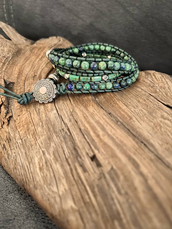 Bracciale a triplo giro in azzurrite con lapislazzuli naturale per la vendita all'ingrosso da parte di DesertBeads