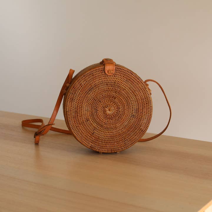 Ganapati rund rattanväska med axelrem från Bali för wholesale av Ganapati