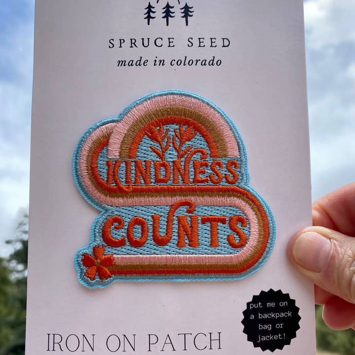 Écusson thermocollant Kindness Counts pour la vente par Spruce Seed