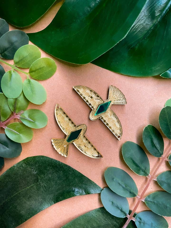 Pájaro dorado para venta al por mayor de The Independent Youth