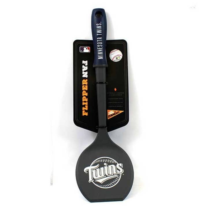 Heat Resistant Team Flipper- Minnesota Twins for wholesale by St. Louis Wholesale LLC