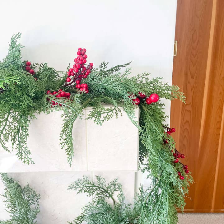 Hycroft Home Decor - Wholesale Bunting/Garland - Red Berry Cedar Garland 60" Real Touch3
