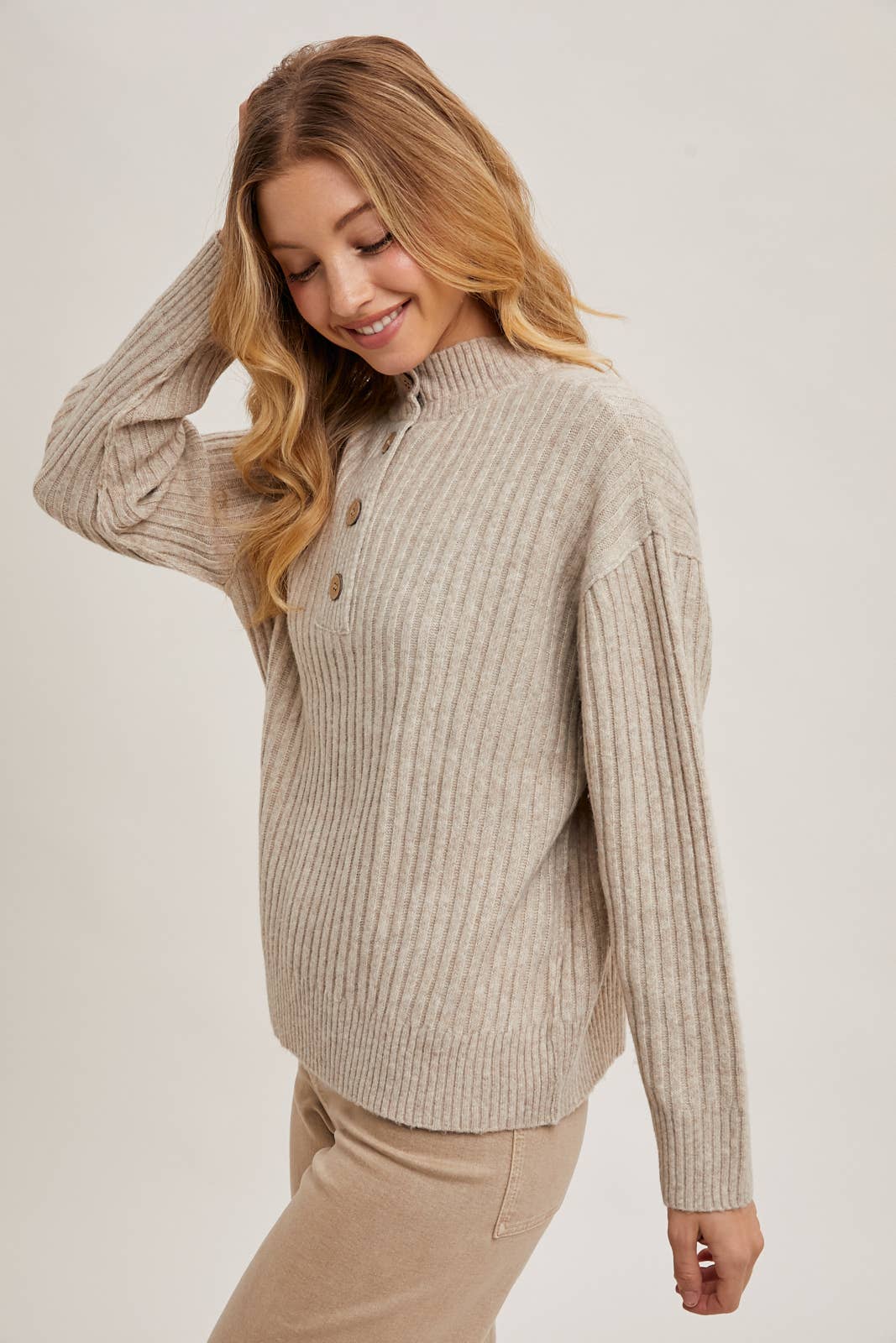 Bluivy - Vente Pull en maille – femme - PULL EN TRICOT À COL HENLEY ET BOUTONNÉ SUR LE DEVANT5