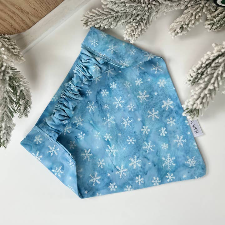 Bark ‘nd Blue - Wholesale Pet Bandana - Dog - Snowflake Scrunchie Bandana0