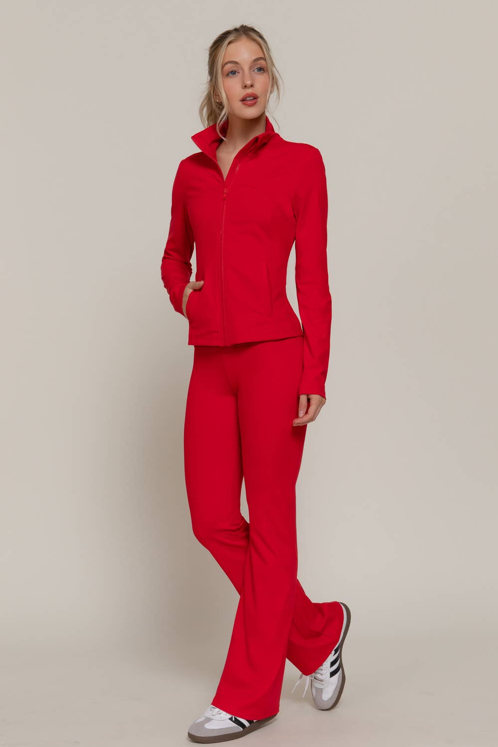 Active Basic | Active USA - Wholesale Athletic Jacket - Women's - Long Sleeve Mock Neck Seam Detail Workout Jacket10