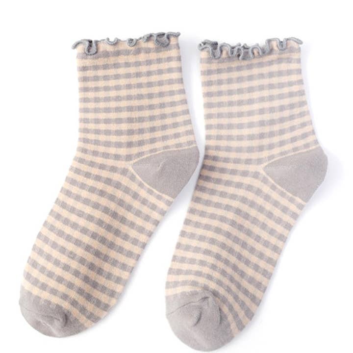ACCITY - Wholesale Socks - Women's - Ruffle Trim Plaid Cotton Ankle Socks for Women_CWMS0652