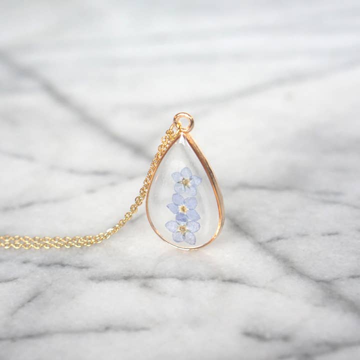 The Pretty Pickle - Wholesale Pendant/Charm Necklace - Forget Me Not Flower Necklace- Gold Plated1
