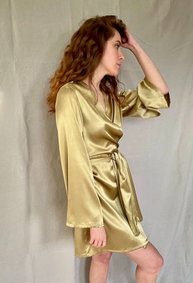 Flair Copenhagen – Engroshandel Morgenkåbe - Dame – Silkekjole i guld3