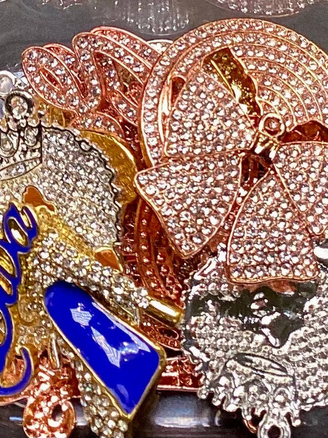 #225 for wholesale by The beaded vault