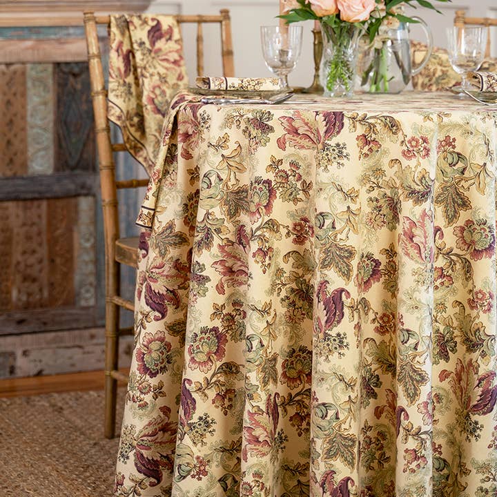 Sonnet Rundtuch - Antik für den Großhandel von April Cornell