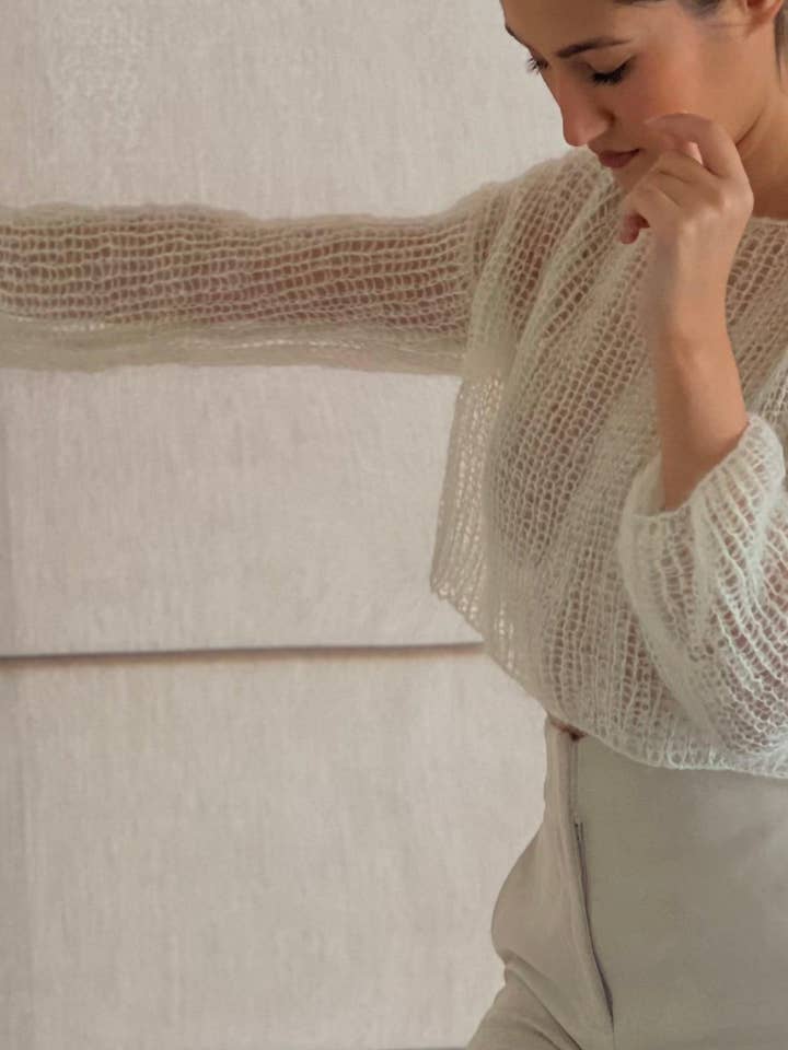 ROSYLEIA - Wholesale Knitted jumper – Women′s - Cropped Delicate Mohair Sweater7