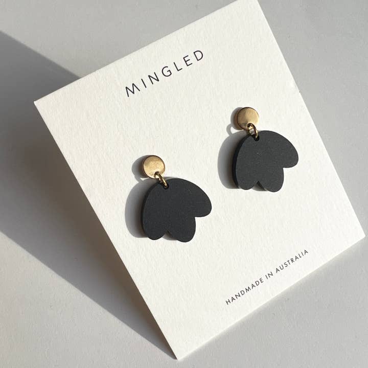 Mingled - Vente Boucles d'oreilles pendantes - Bloom - Boucles d'oreilles pendantes en or et noir