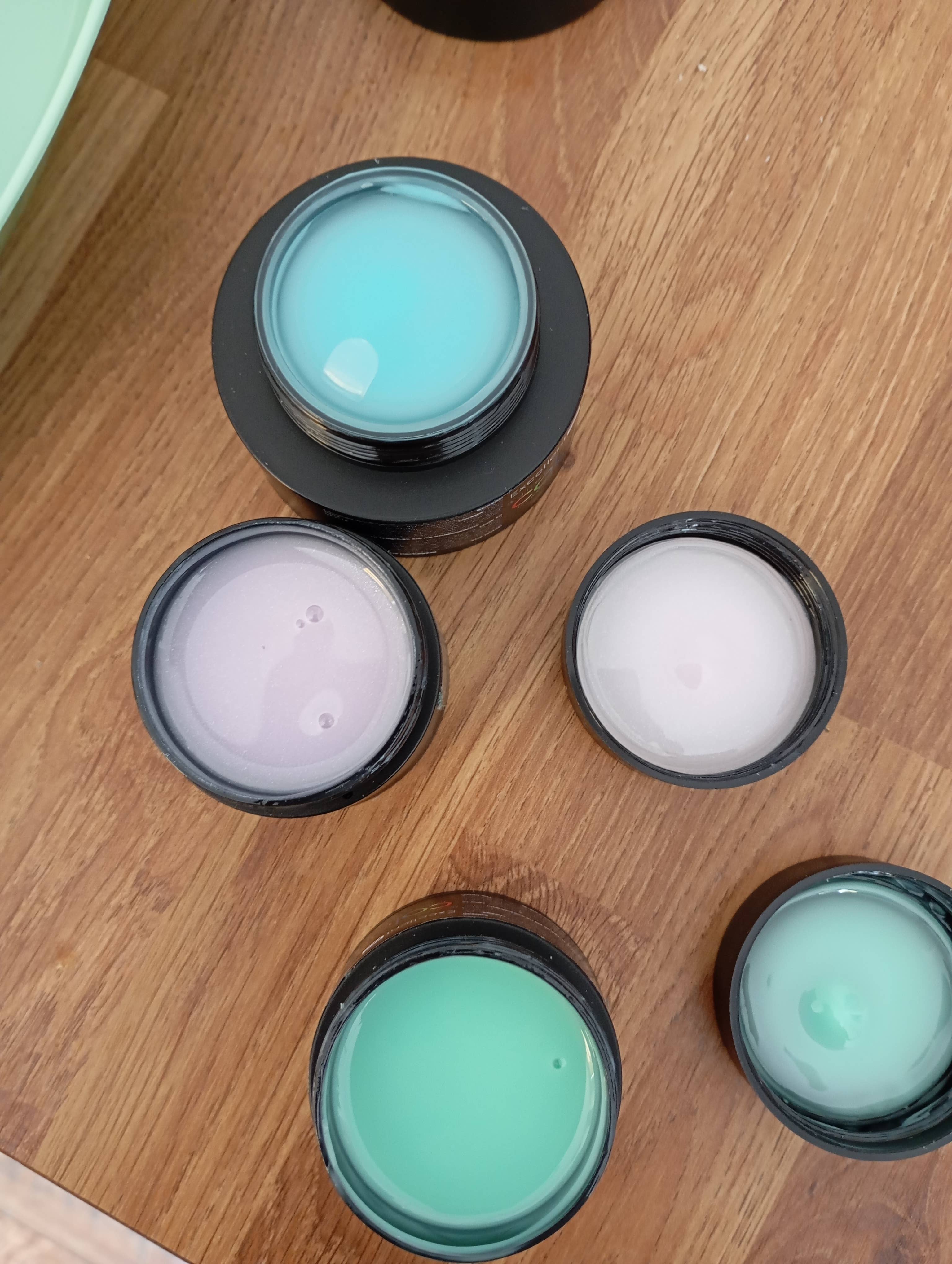 Wrapped Bomb – wholesale Nail polish set – gel polish/builder gel bundle (Copy)1