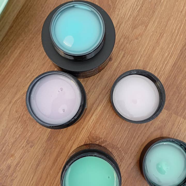 Wrapped Bomb – wholesale Nail polish set – gel polish/builder gel bundle (Copy)1