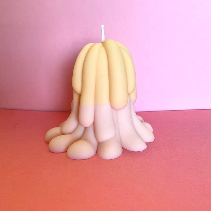Molly Moon Crafts - Wholesale Novelty Candle - Wavy Blob Candle