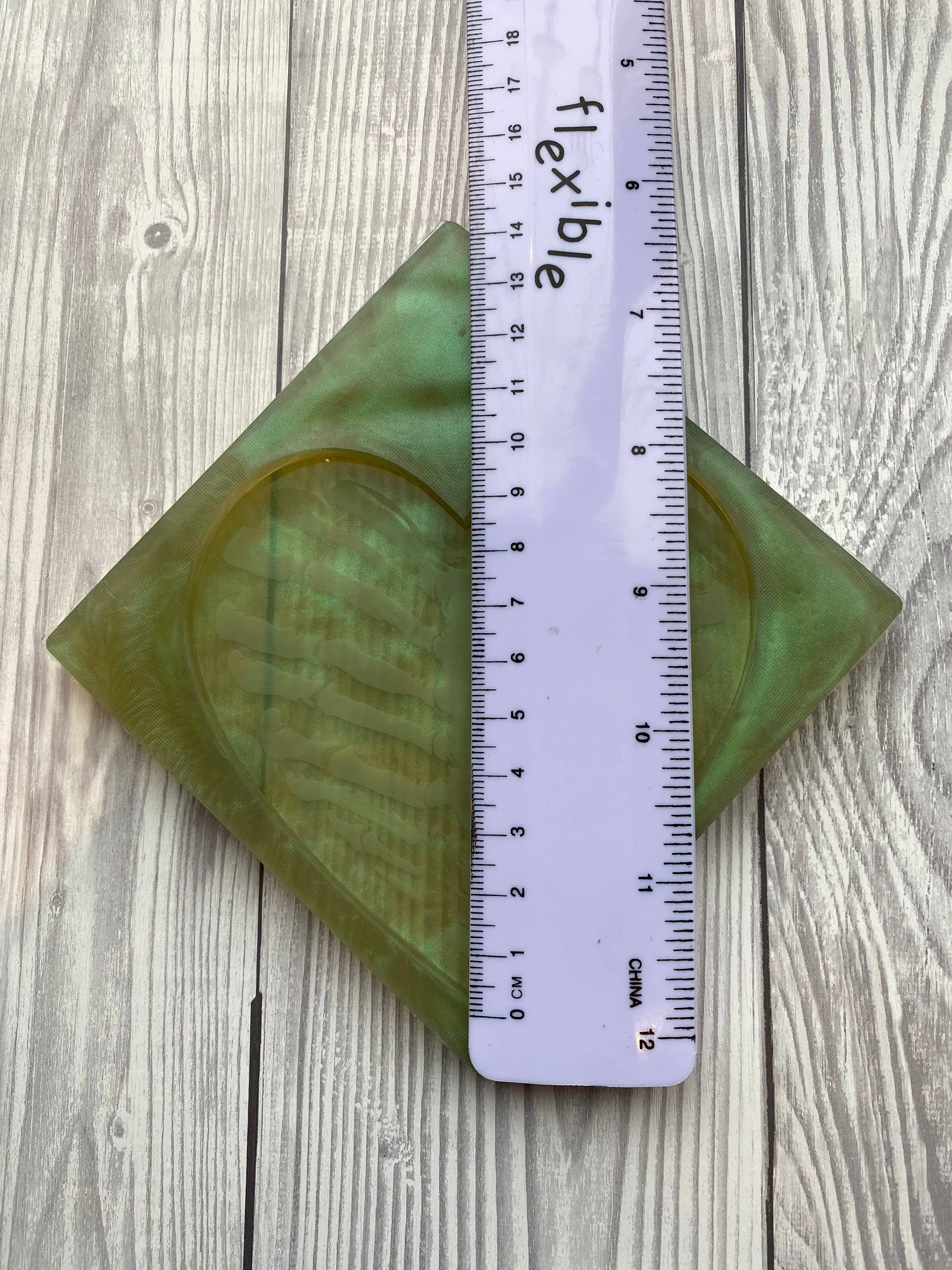 EllaRaeMouldsVinyls – wholesale Craft supplies – Ribcage Heart Coaster Silicone Mould3